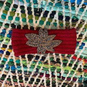 💥LAST CHANCE💥 Sweater Headband with Embellished Flower